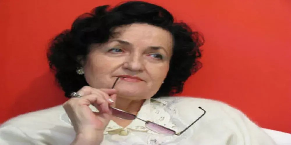 متى تصل المرأة إلى ما يعرف خطأ بسن اليأس؟