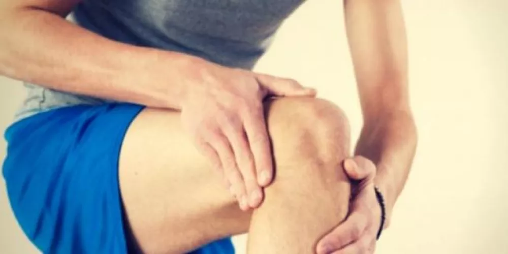  علاج تمزق رباط الركبة بين العملية الجراحية والعلاج التقليدي  