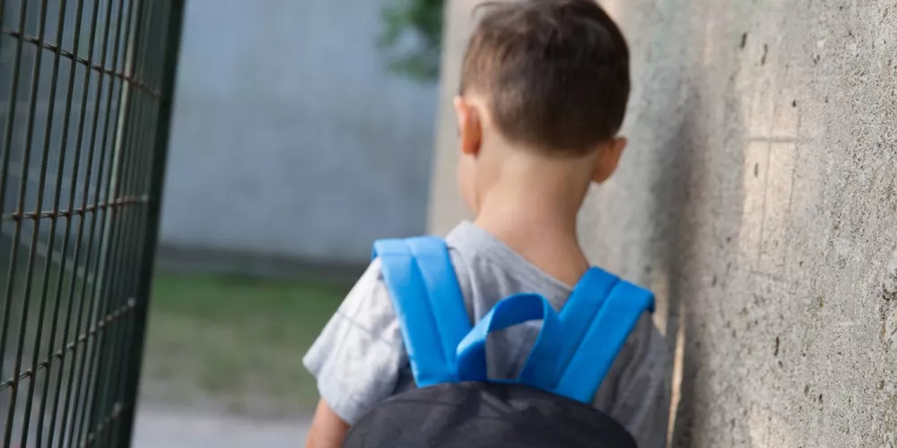  رفض الطفل للمدرسة مشكلة تؤرق الأبوين  