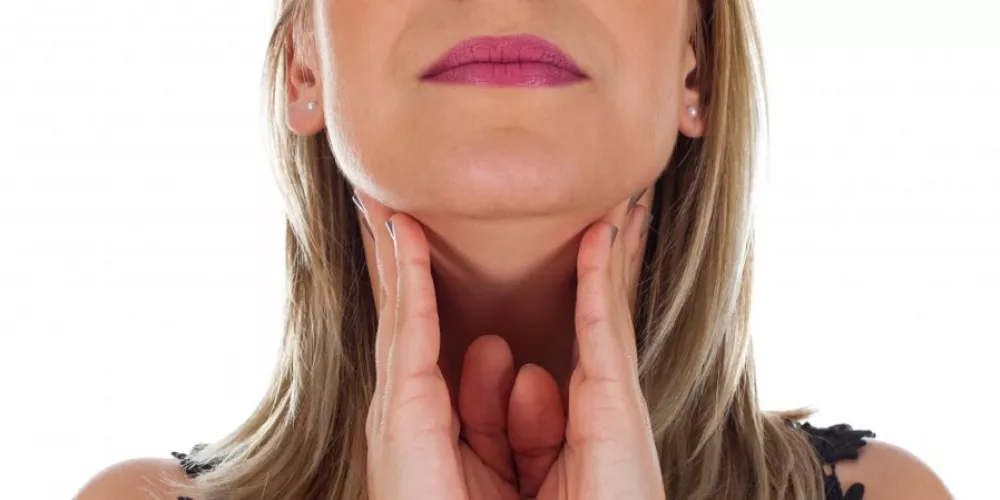 أعراض وأسباب سرطان اللوزتين