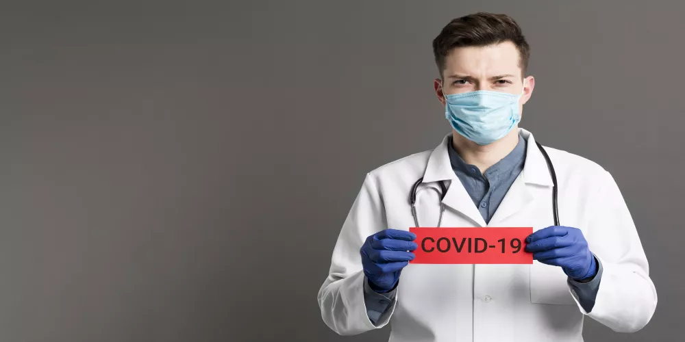 ما هي علامات اشتباه اصابة شخص بفيروس كورونا الجديد (كوفيد-19)؟