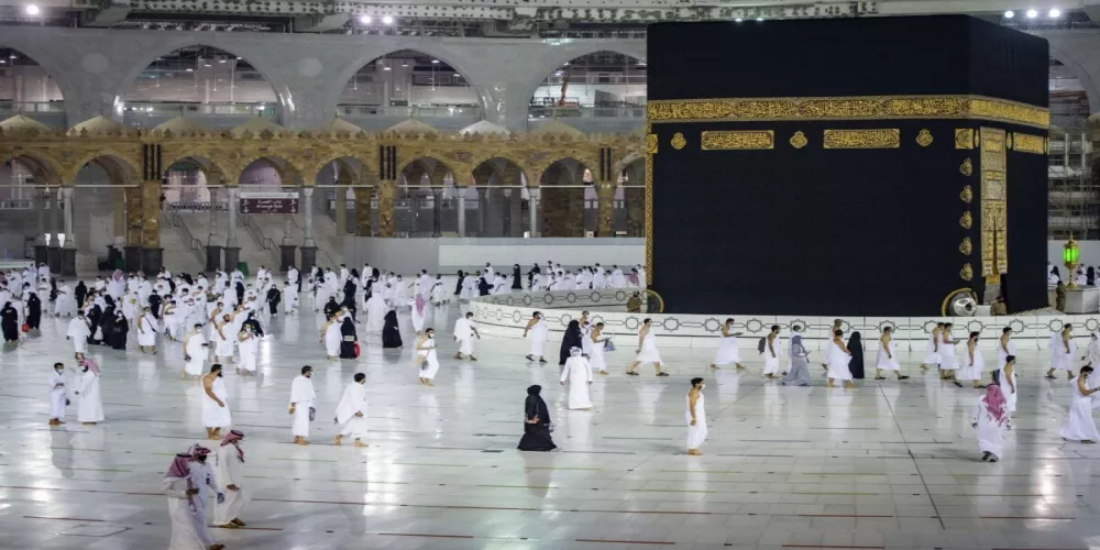 مكة المكرمة تفتح ابوابها للعمرة مع العام الهجري الجديد