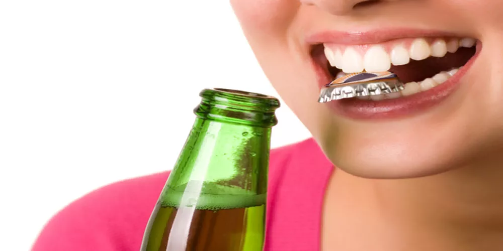 5 عادات ضارة لصحة الاسنان والفكين تعرف عليها