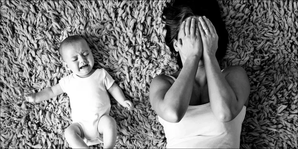 ما هي اسباب الاضطرابات النفسية بعد الولادة 