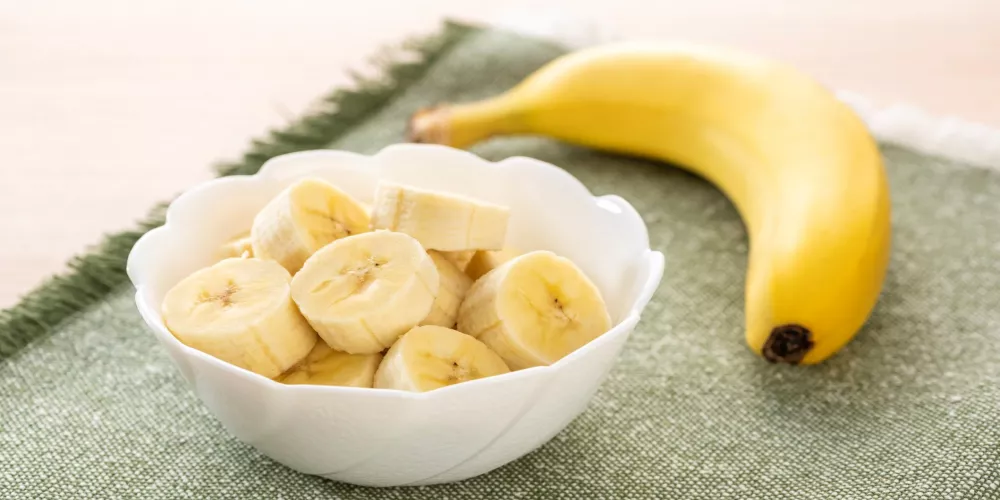 تعرف على أبرز فوائد أكل الموز على الريق | الطبي