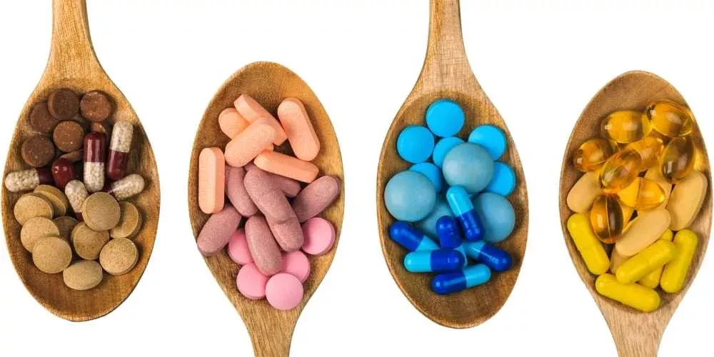 هل يجب علينا تناول الفيتامينات المتعددة بشكل يومي؟