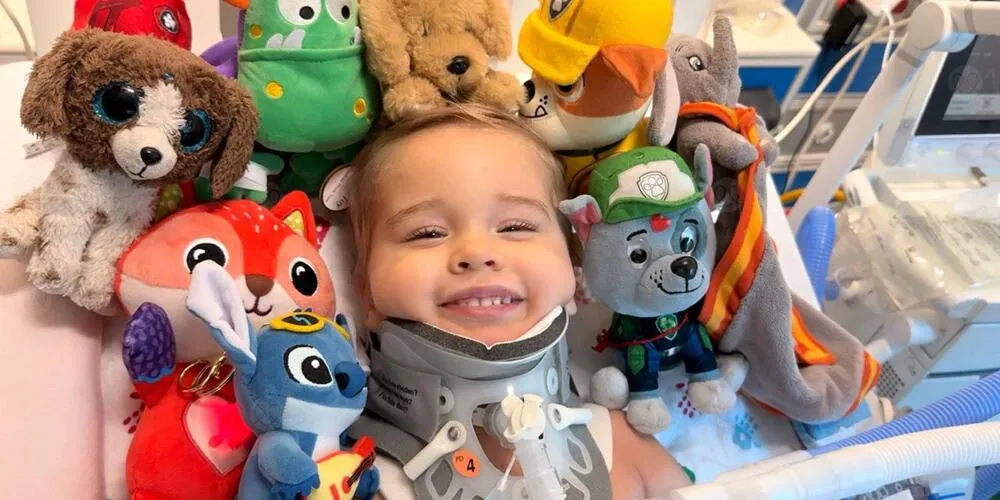 قصة الطفل أوليفر… معجزة طبية بطلها جراح لبناني