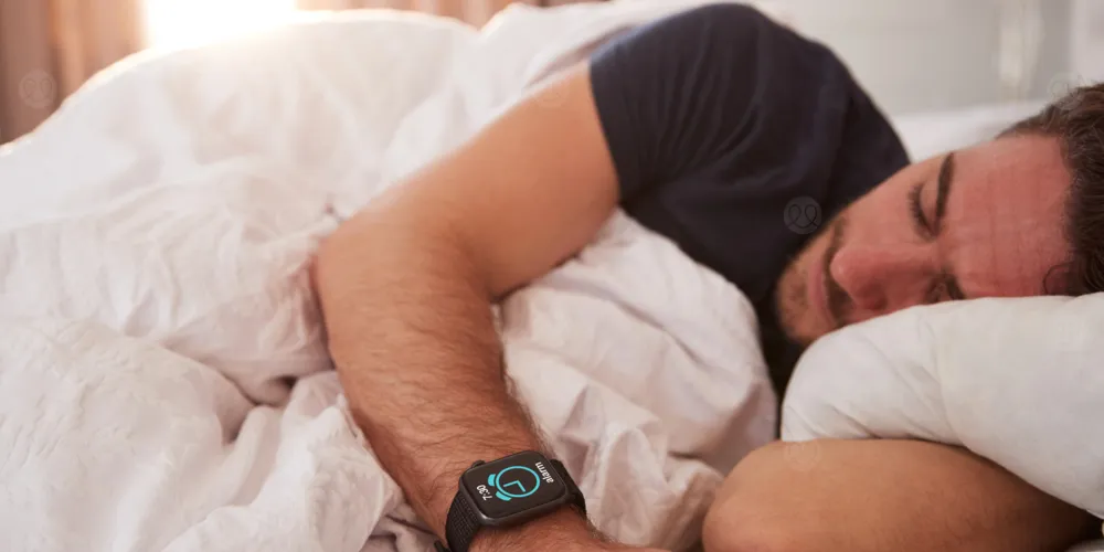 نبض القلب قبل النوم: ما الذي يكشفه عن نومك؟