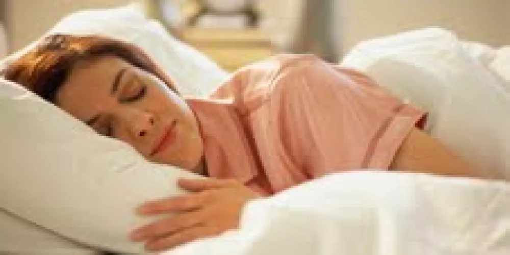 البروجستيرون يعيد النوم الهادئ للنساء في سن اليأس 