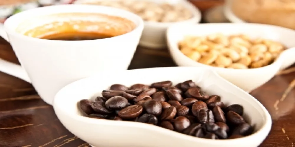  هل شرب القهوة بنكهة تؤدي إلى تفاقم الحساسية الموسمية ؟ 