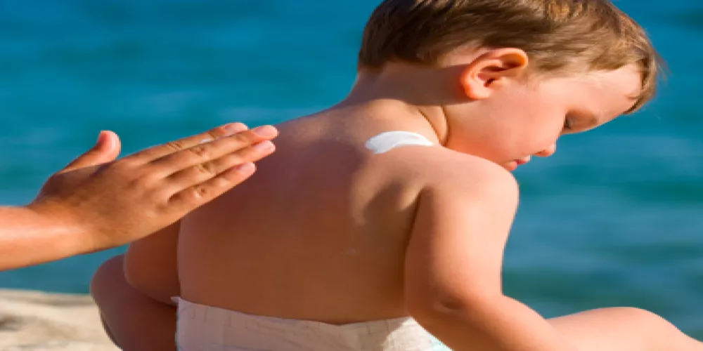 التعرض للشمس بمستويات قليلة مرتبط بالاصابة بالحساسية والاكزيما لدى الاطفال 