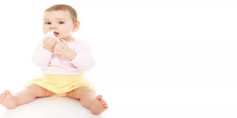 استخدام مناديل الاطفال المبللة آمنة كالماء 