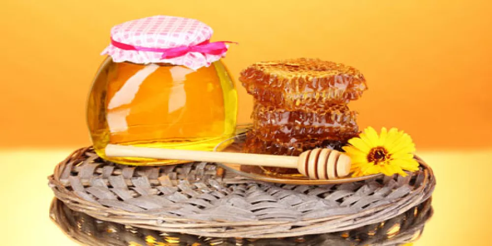 العسل يقلل من السعال العدوى التنفسية العلوية للاطفال