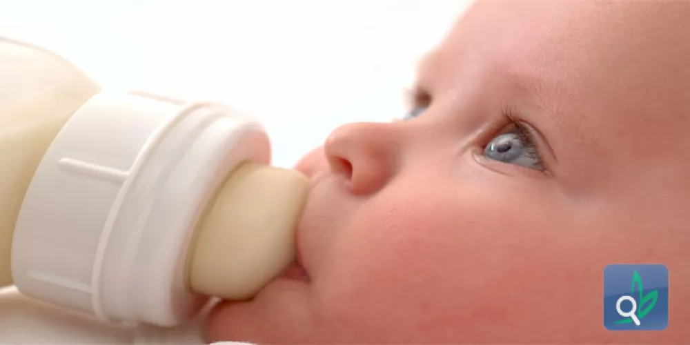 حليب الاطفال الصناعي غني باليود كحليب الثدي 