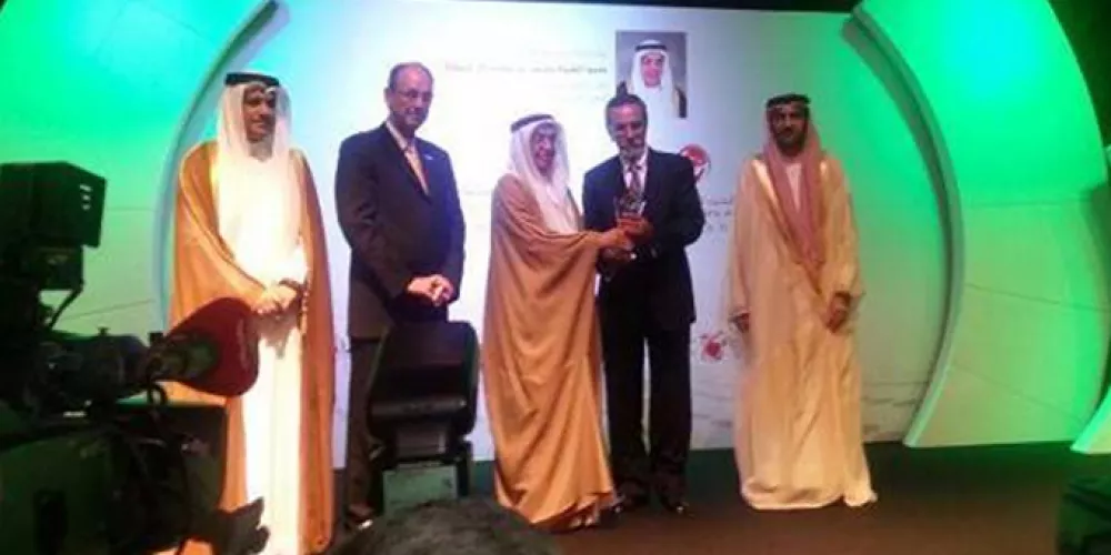 الطبي يتسلم جائزة القمة العالمية لأفضل محتوى الكتروني في البحرين 
