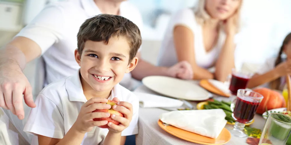 بدانة الأطفال والعلاقات الأسرية خلال الطعام