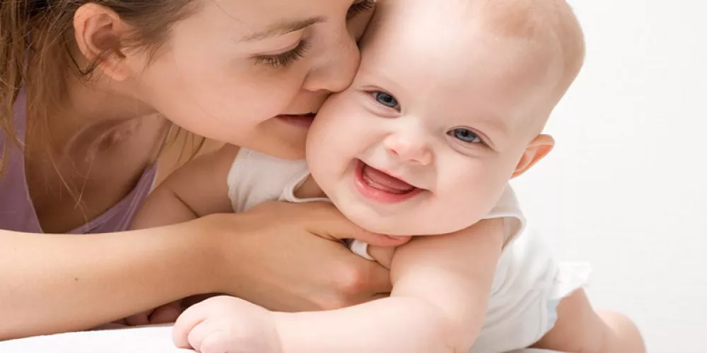كيف تؤثر الرضاعة الطبيعية على صحة الأم؟