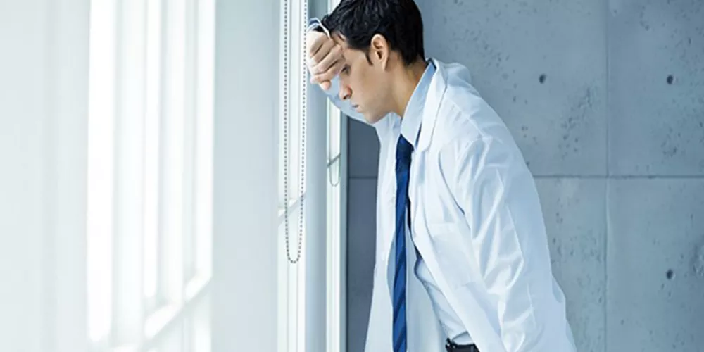 ثلث الأطباء الشباب يعانون من الإكتئاب