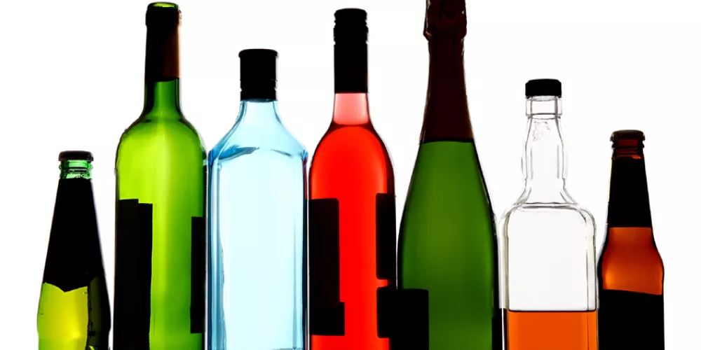 شرب الكحول مرتبط بالاصابة بسرطان القولون 