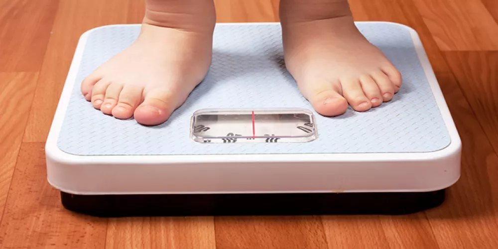 نقص فيتامين د مرتبط بزيادة الوزن لدى الاطفال 