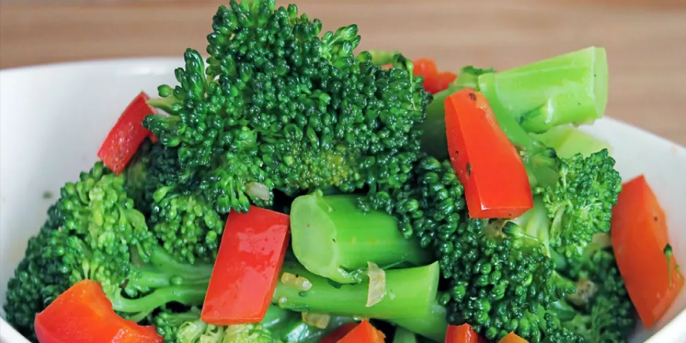 ما هي الخضروات التي تحمي من سرطان التجويف الفموي؟