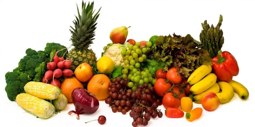 ما هي أكثر الفاكهة والخضار انخفاضًا في السعرات الحرارية؟