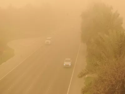 التعامل مع الجو المغبر والعواصف الرملية