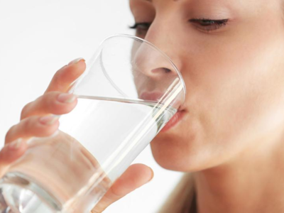 هل فعلا يقي شرب الماء من امراض الكلى؟ 07990cee98e8e90979058b4a1adb97c0