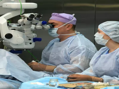 نسيج صناعي قادر على اصلاح انسجة القلب والاحبال الصوتية