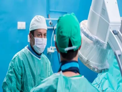 نجاح أول جراحة لربط العمود الفقري بالشرق الأوسط