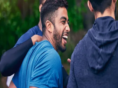 الصداقة تحارب الشيخوخة