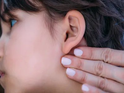 عمليات تجميل الأذن بالصور: الأسباب، والأنواع ونصائح للتعافي
