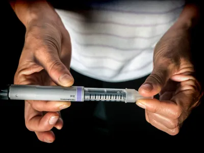 5. الإنسولين فائق طول المفعول (Ultra–Long Acting Insulin)