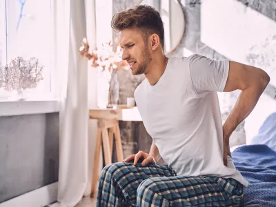 أين يكون مغص الكلى؟