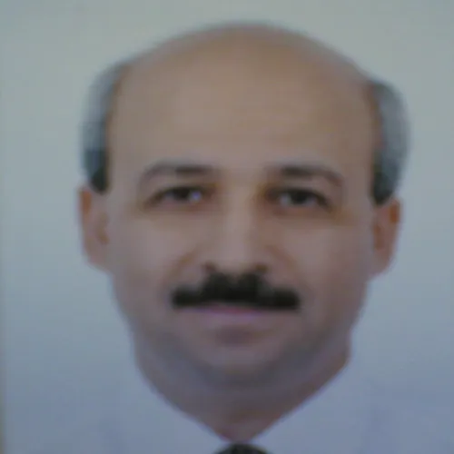 الدكتور رائد منصور اخصائي في الجهاز الهضمي والكبد