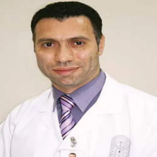 الدكتور محمد اكرم عواد اخصائي في جراحة العظام والمفاصل