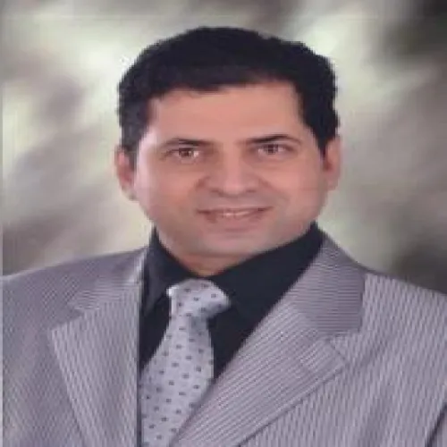 الدكتور محمد عادل الحديدي اخصائي في معالج نفسي