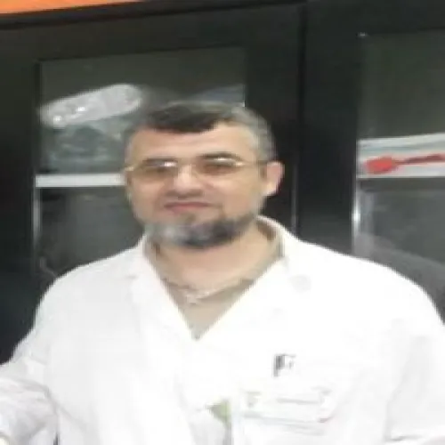 الدكتور جلال عبدالكريم العظمة اخصائي في الطب الطبيعى