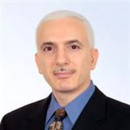 الدكتور عزام فخرالدين حماد اخصائي في علم الأمراض