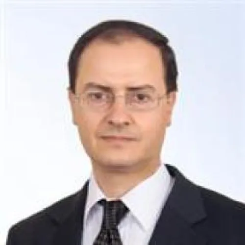 الدكتور عمر نهاد شكري المصري اخصائي في طب أطفال