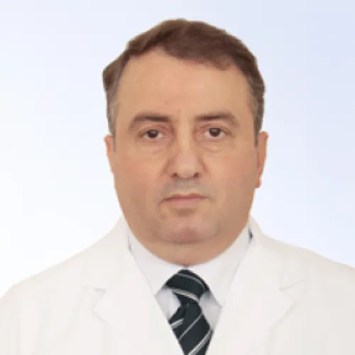 الدكتور فتحي احمد عيسى ابوبكر اخصائي في الأنف والاذن والحنجرة
