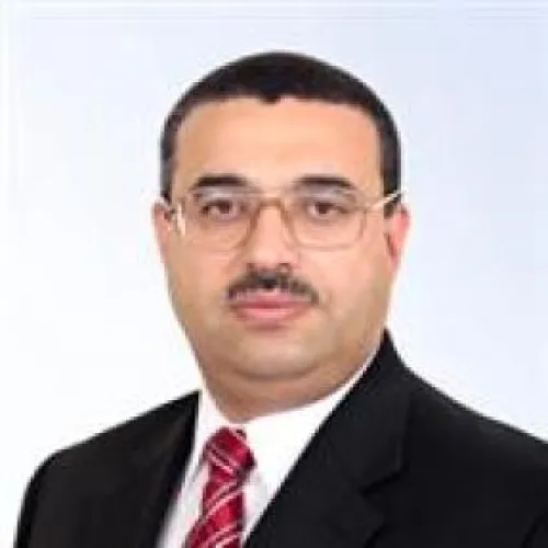 الدكتور ناصر الزين اخصائي في امراض الدم والاورام