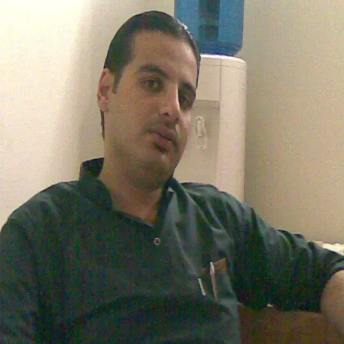 الدكتور خضر محمد الفرج اخصائي في جراحة الفك والأسنان