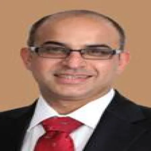 الدكتور افيناش جوربكساني اخصائي في طب عيون
