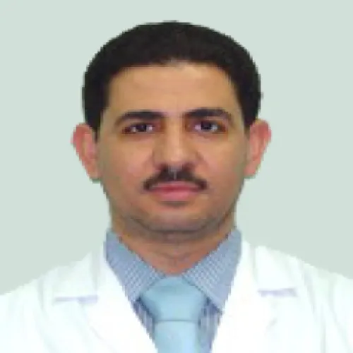 د. احمد ابراهيم اخصائي في طب عيون