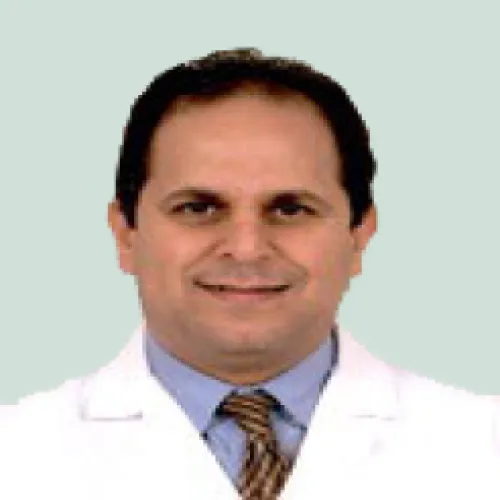 الدكتور وليد التركي اخصائي في طب عيون