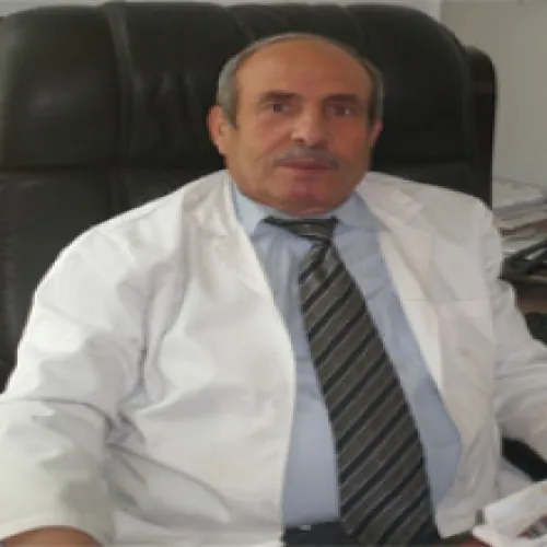 د. سليمان محمود عبيدالله اخصائي في جراحة العظام والمفاصل