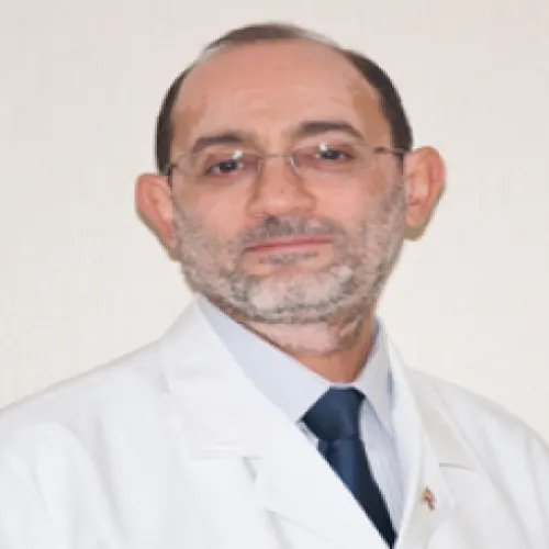 د. حسام نصر اخصائي في الأنف والاذن والحنجرة
