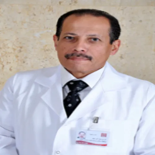 د. محمد انور خلف اخصائي في طب عيون