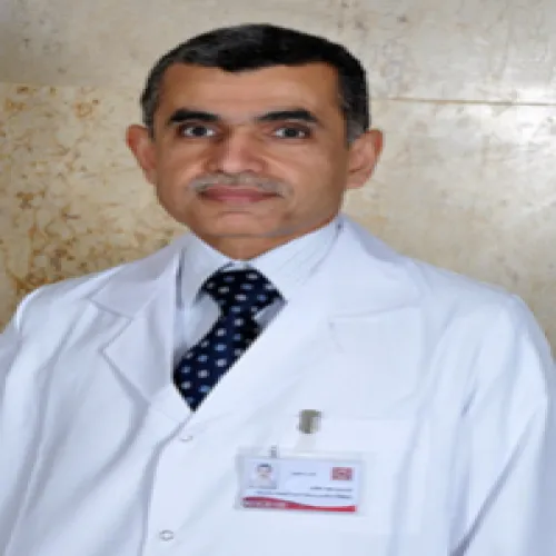 د. محمد هشام اخصائي في طب عيون